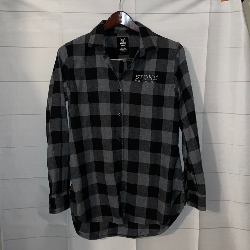 Stone Brewing Men's Flannel Shirt Gray Black Plaid Long Sleeve Button Shirt S